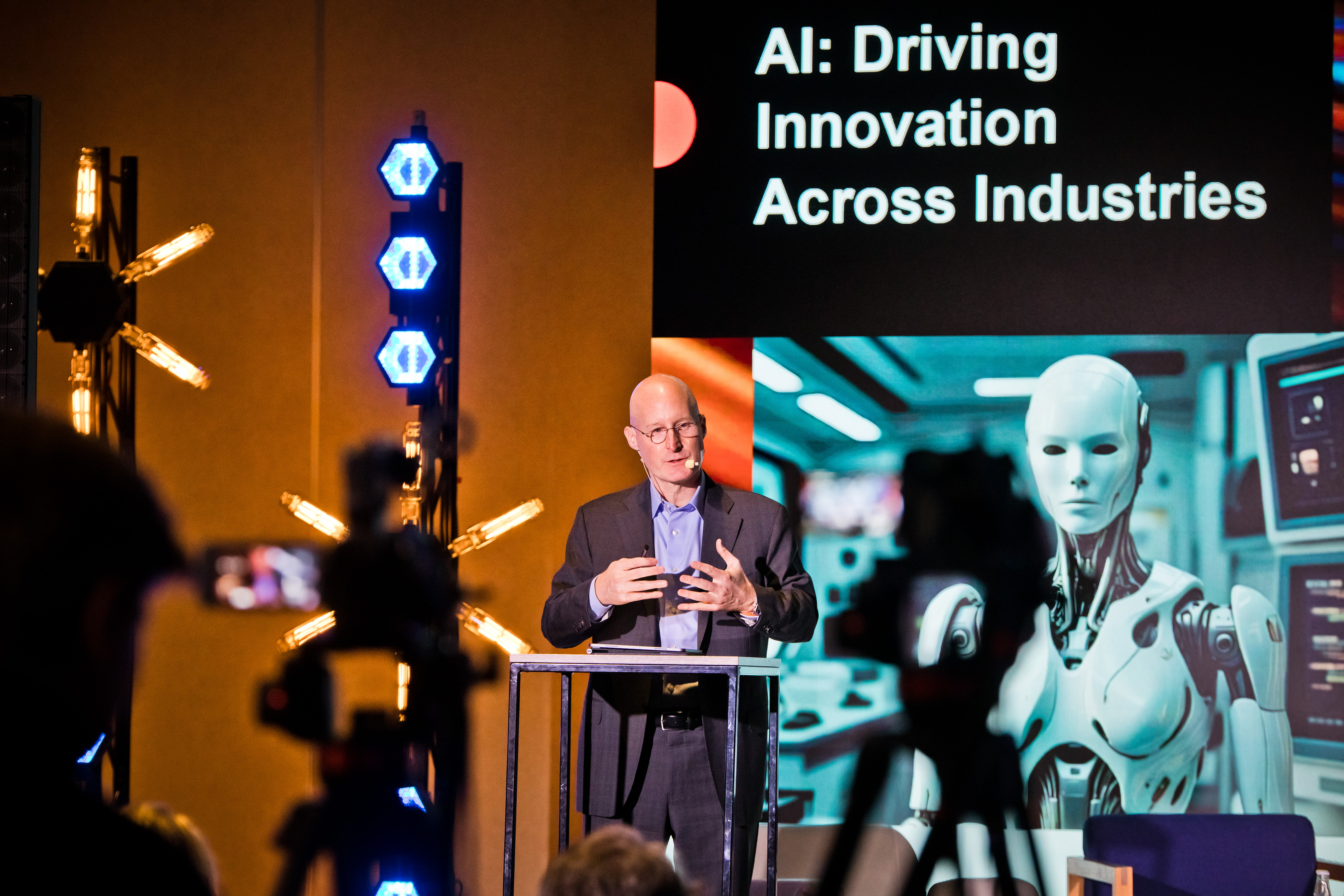 Blockchain, AI oraz IoT w centrum uwagi – Tech of Tomorrow 2025 ...